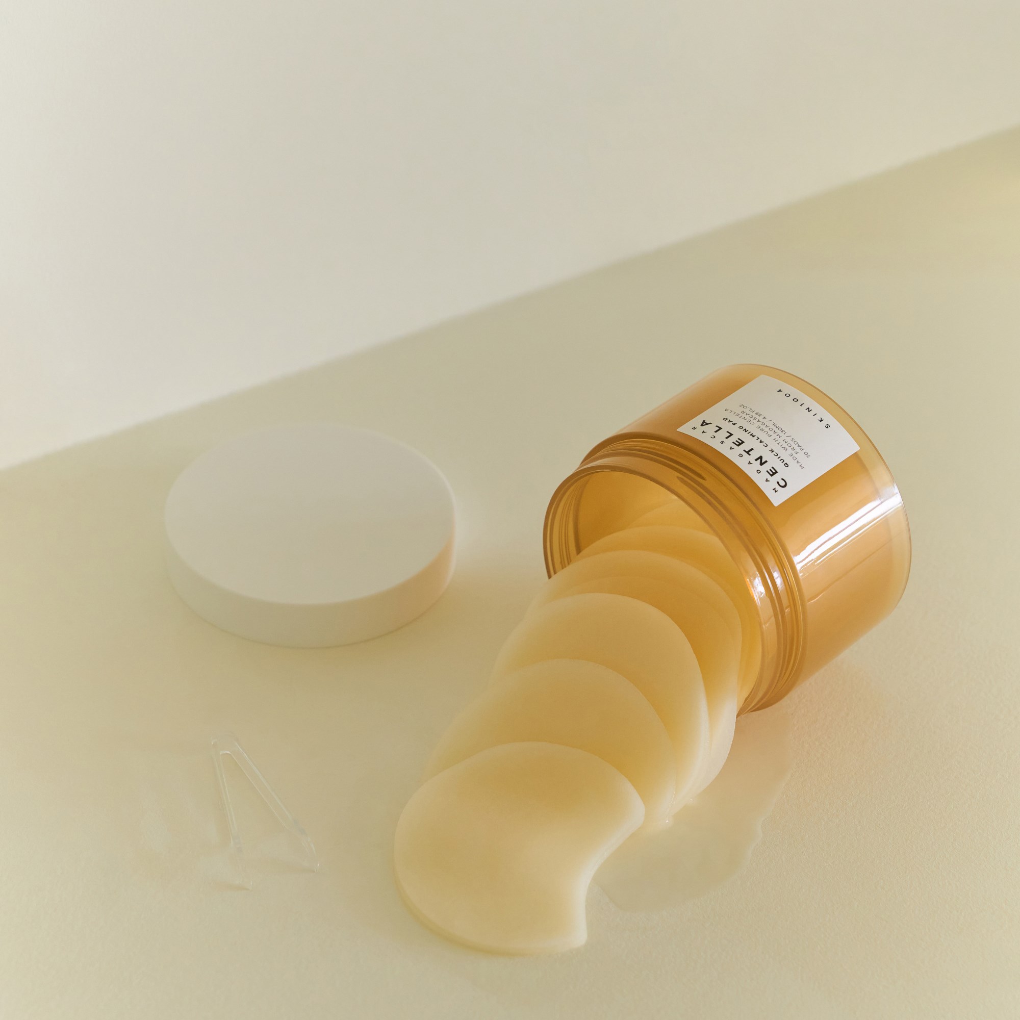 SKIN1004 Madagascar Centella Quick Calming Pad 130 ml (obrázok 6)