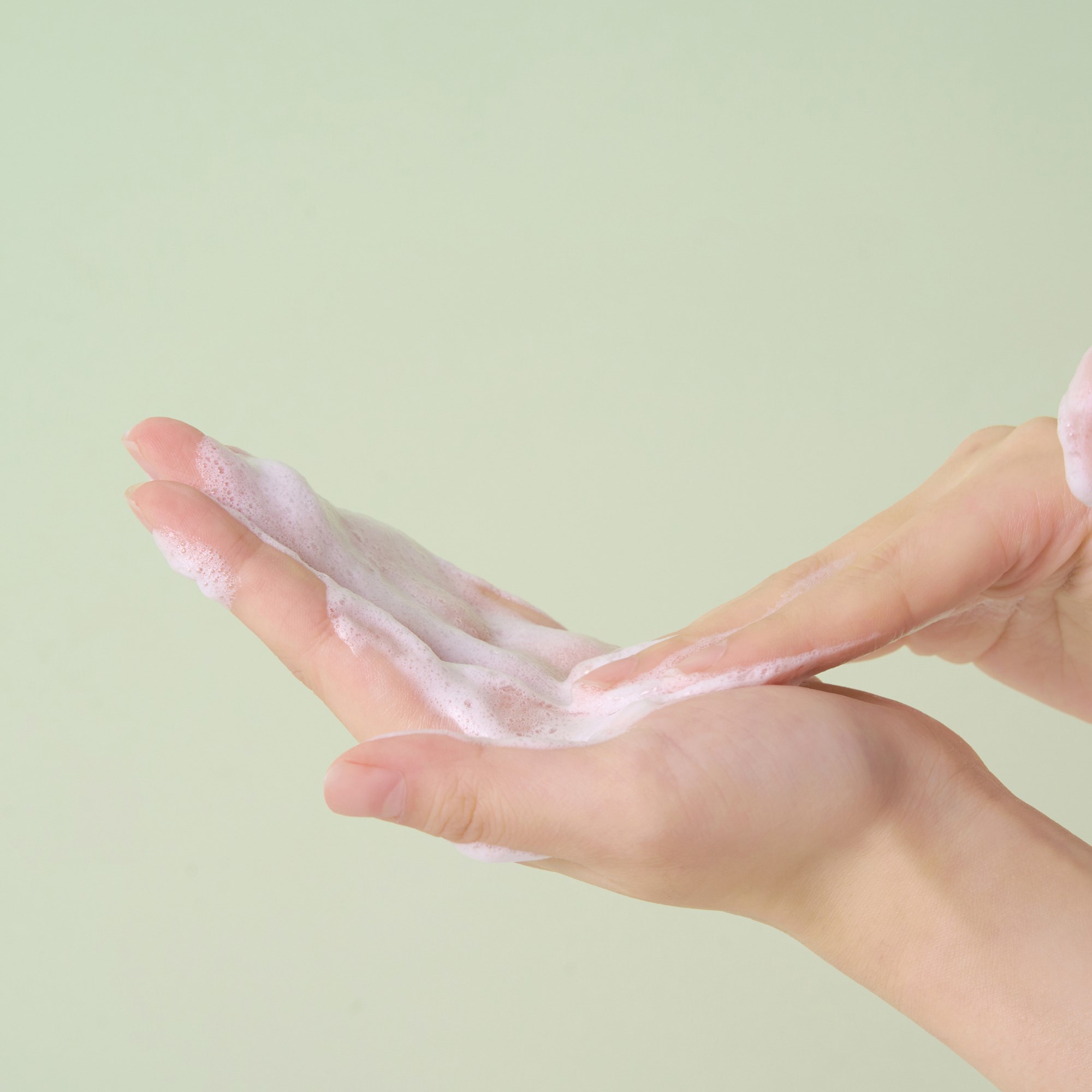 SKIN1004 Madagascar Centella Tea-Trica BHA Foam 125 ml (obrázok 10)