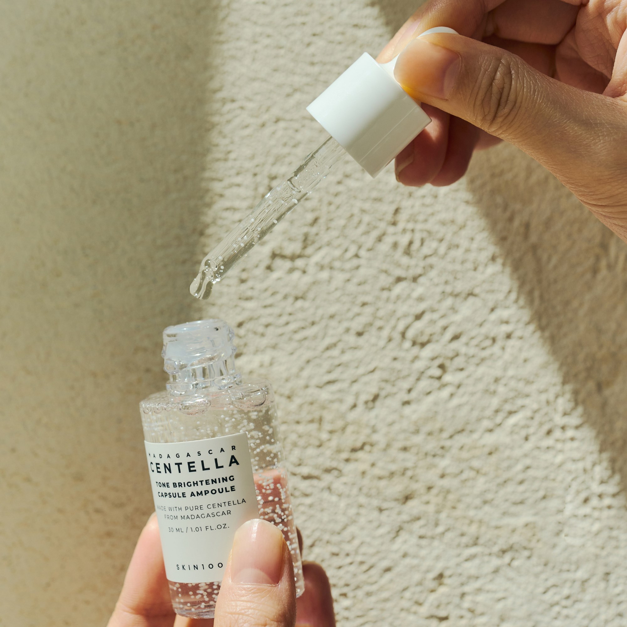 SKIN1004 Madagascar Centella Tone Brightening Capsule Ampoule 30 ml (obrázok 5)