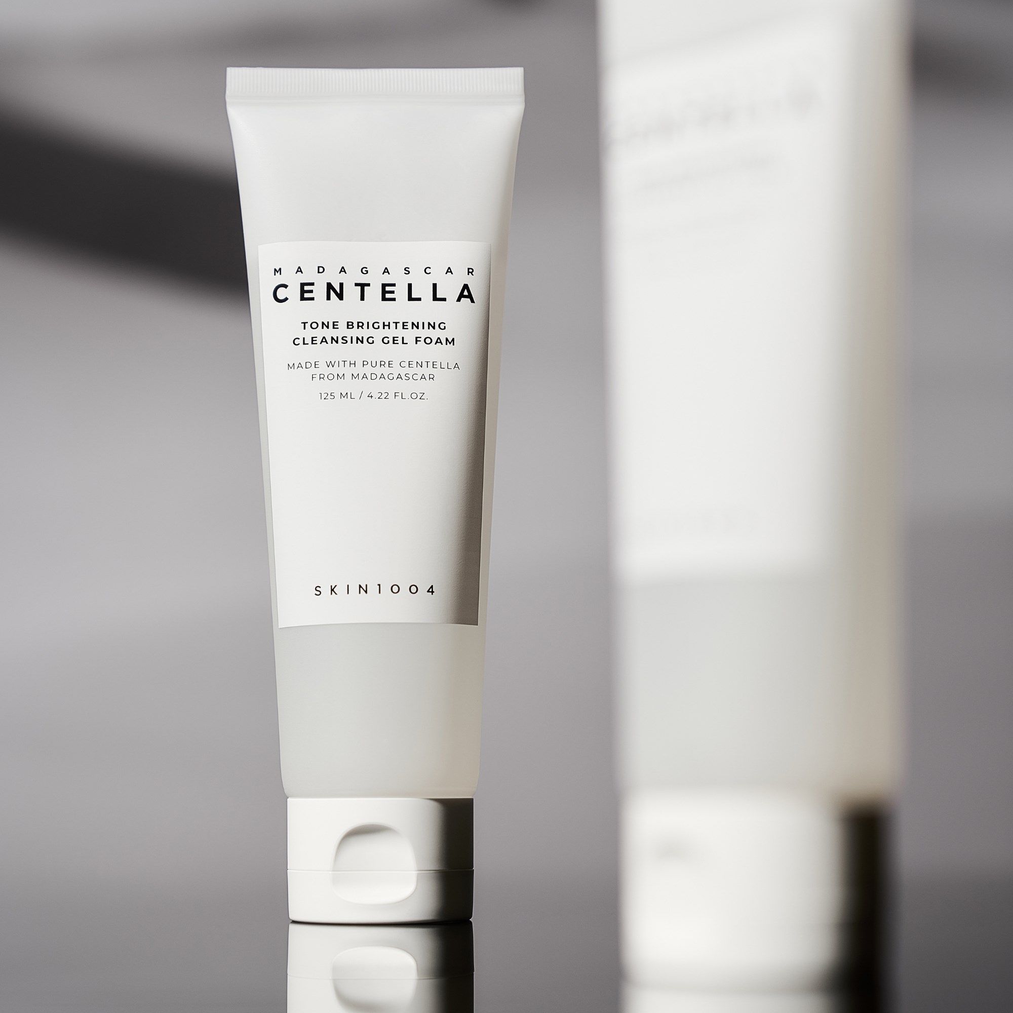 SKIN1004 Madagascar Centella Tone Brightening Cleansing Gel Foam 125 m (obrázok 10)