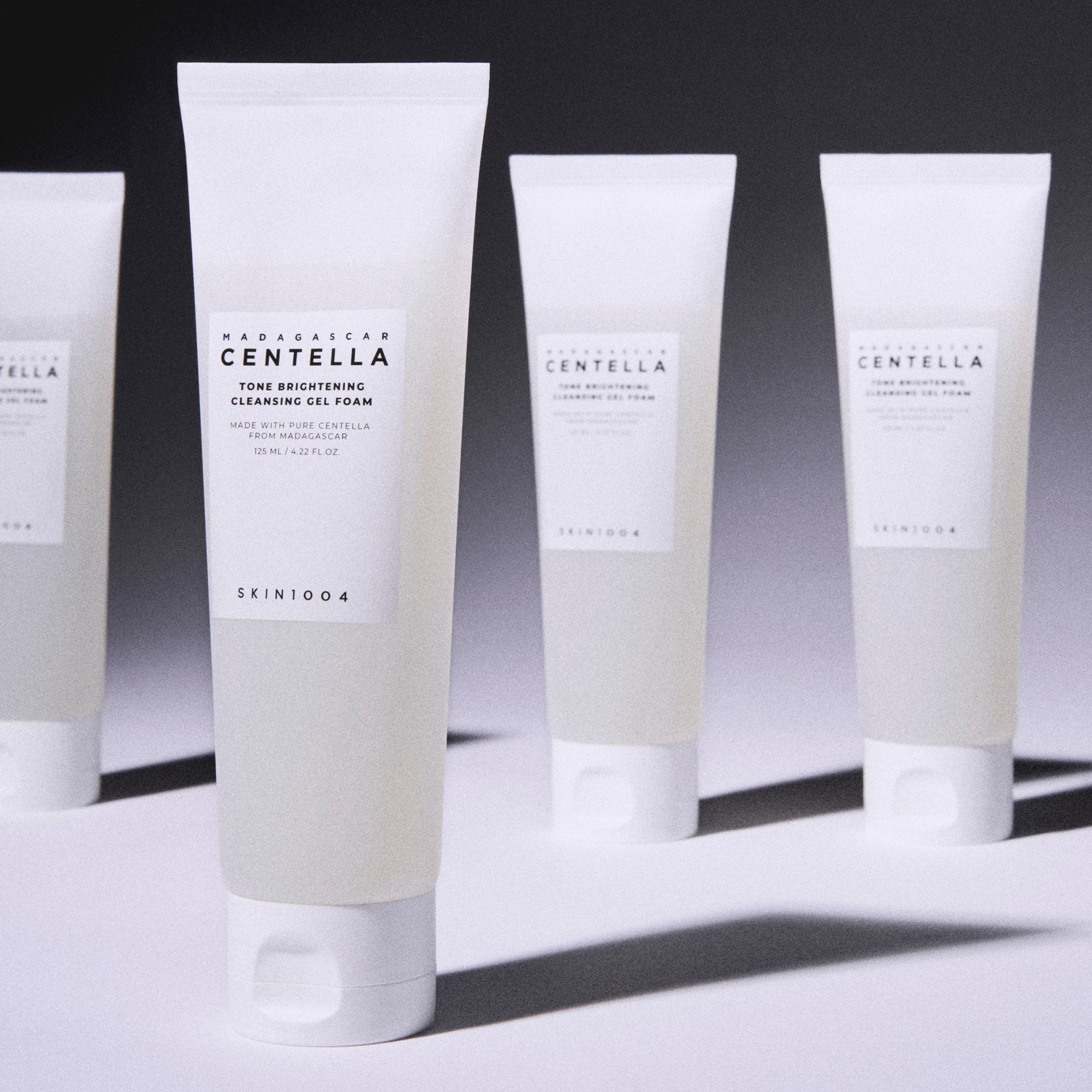 SKIN1004 Madagascar Centella Tone Brightening Cleansing Gel Foam 125 m (obrázok 6)