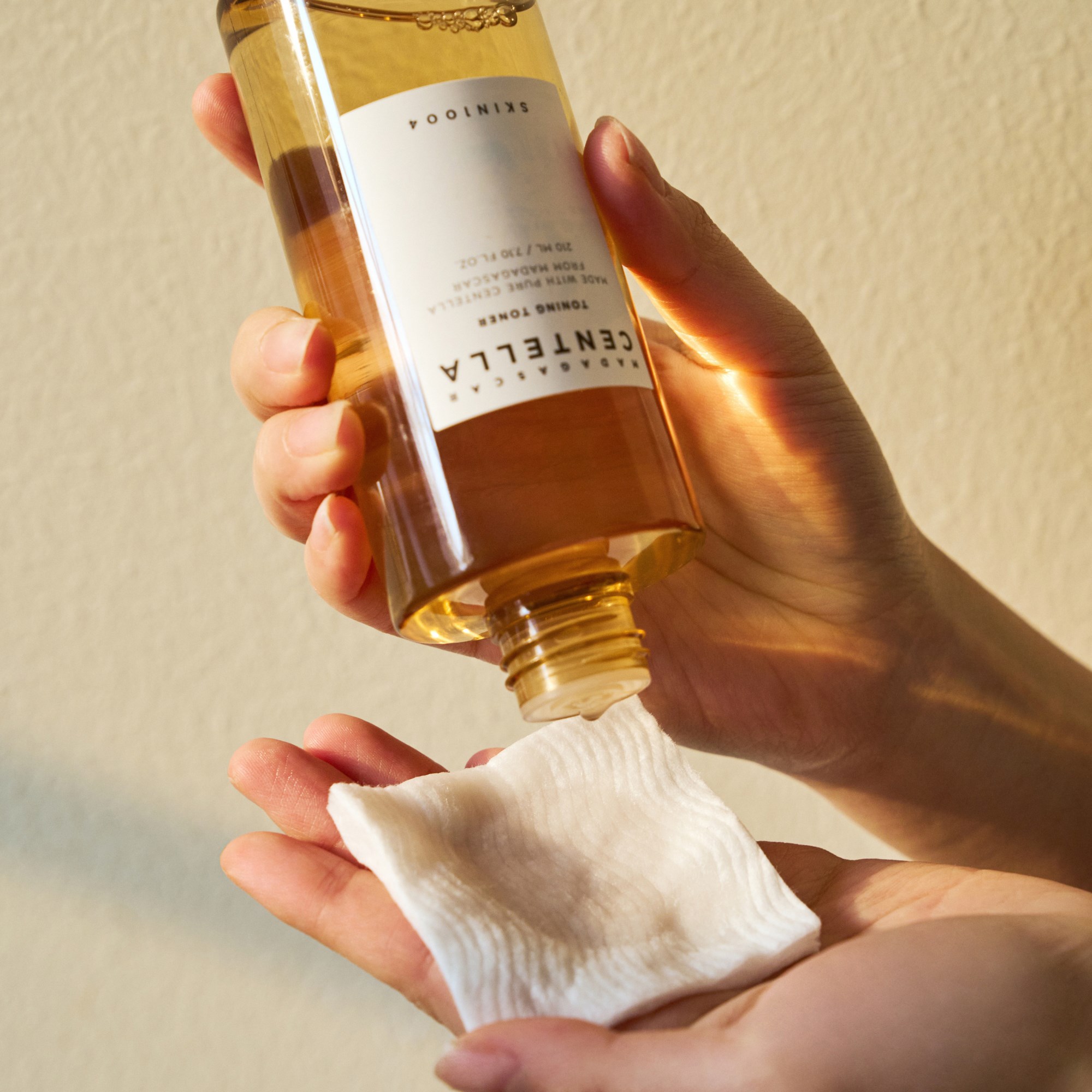 SKIN1004 Madagascar Centella Toning Toner 210 ml (obrázok 4)