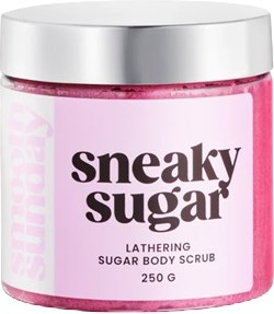 Rosafärgad kroppsskrubbburk med vit lock, etiketten säger sneaky sugar, 250 gram.