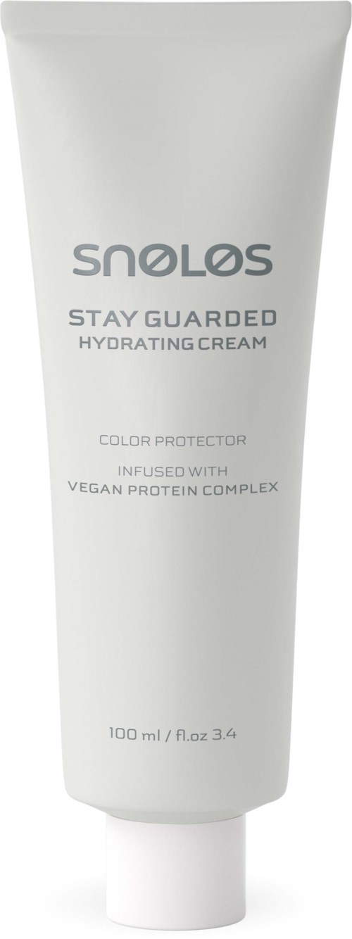 A white tube of Snøus Stay Guarded Hydrating Cream, 100 ml, with label details about vegan protein and color protection.