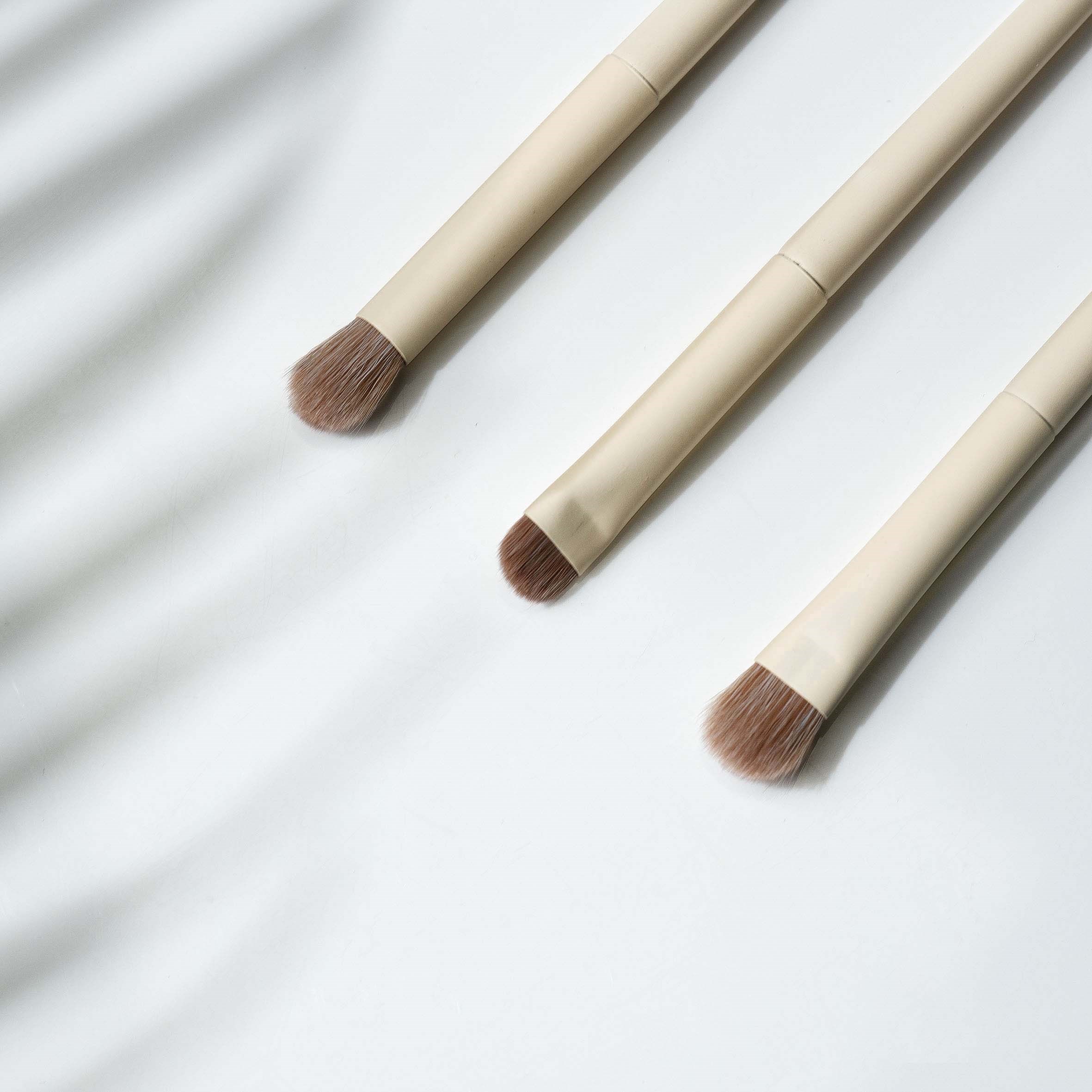So Eco Eye Crease Set (obrázok 5)