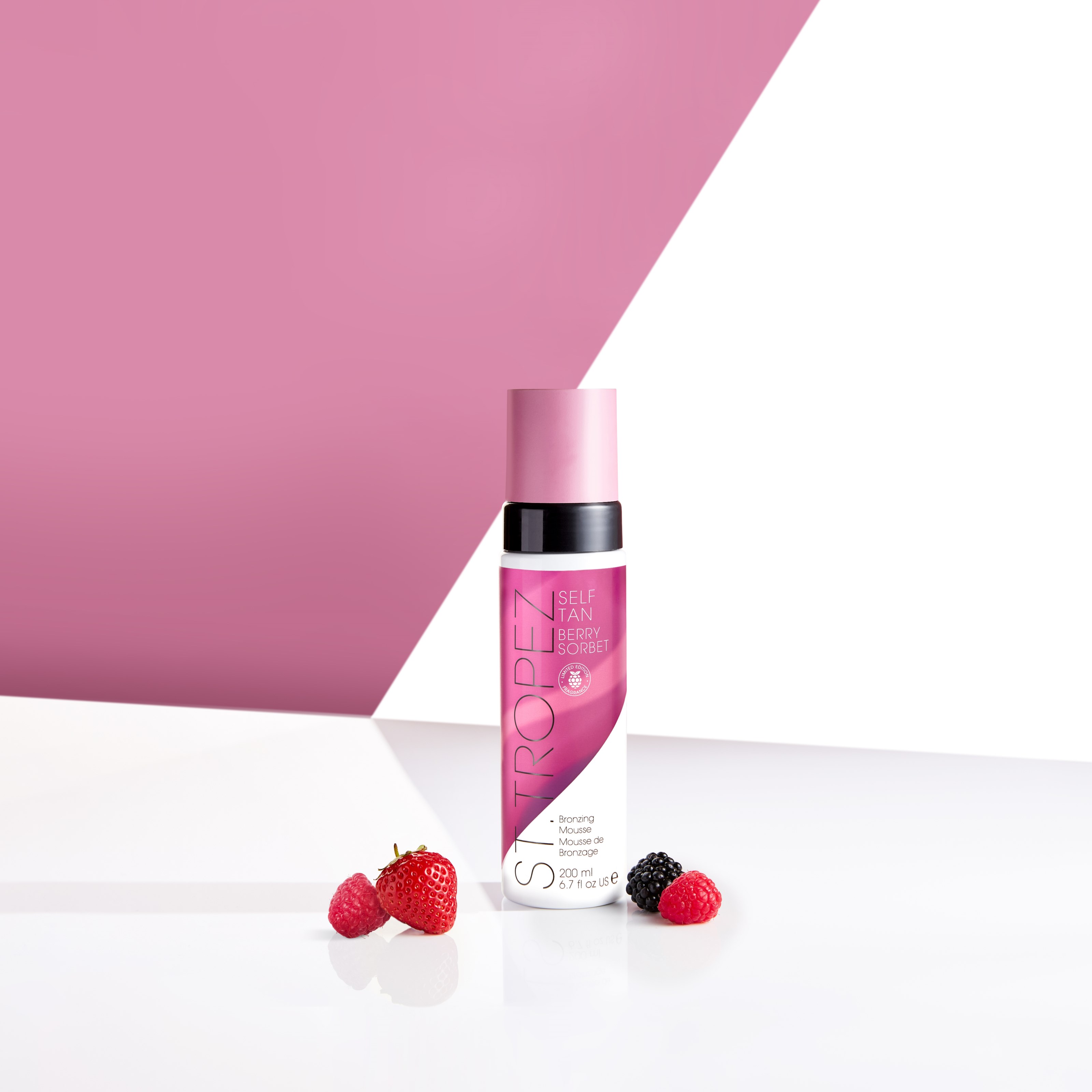 ST. Tropez Bronzing Mousse Berry Sorbet 200 ml (obrázok 4)