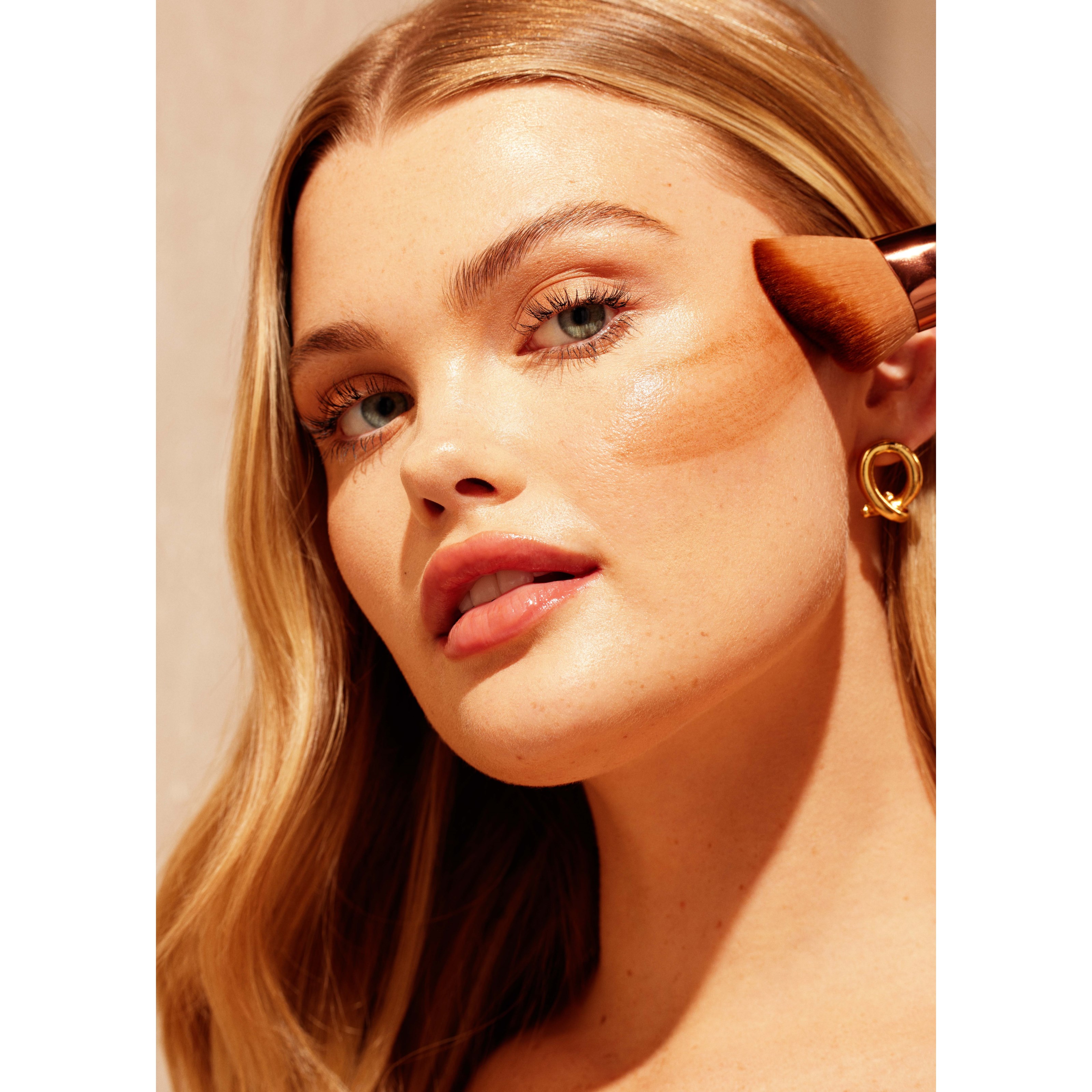 ST. Tropez Tantour & Applicator Brush (obrázok 5)