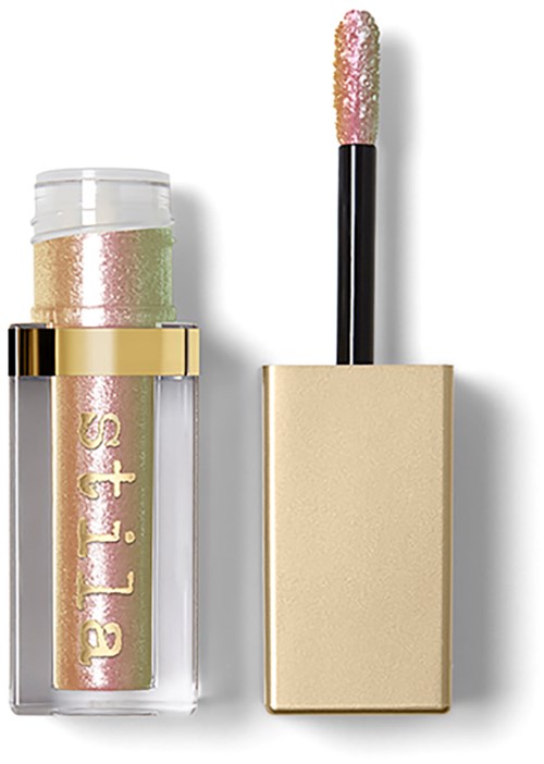 Ein goldfarbener Lippenstift mit durchsichtigem Behälter und Applikator. Es hat einen glitzernden, glänzenden Look.