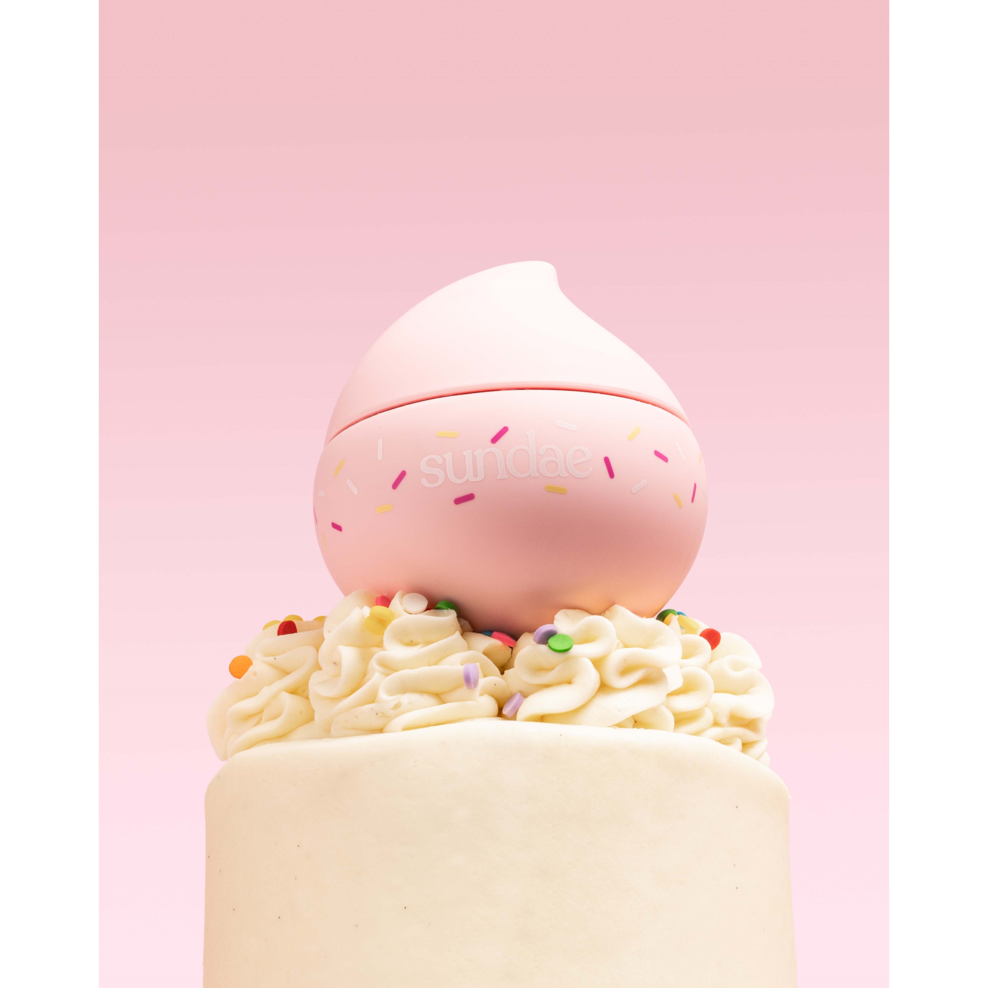 Sundae Birthday Cake Whip Moisturiser 220 ml (obrázok 2)
