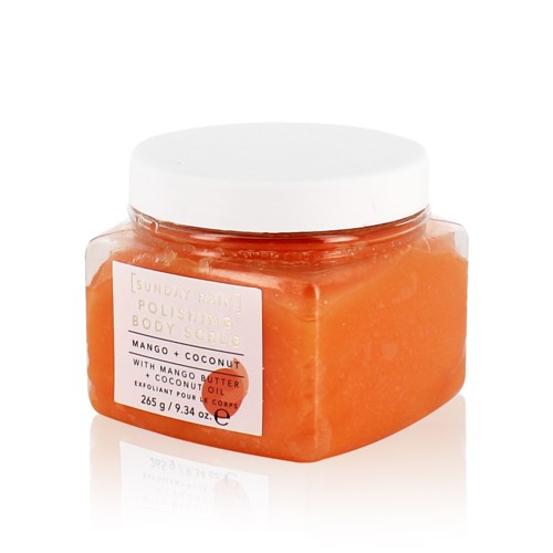 En krukke med oransje mango og kokos kroppsskrubb med hvit lokk, merket 'polishing body scrub' og 'Sunday Rain' merke.