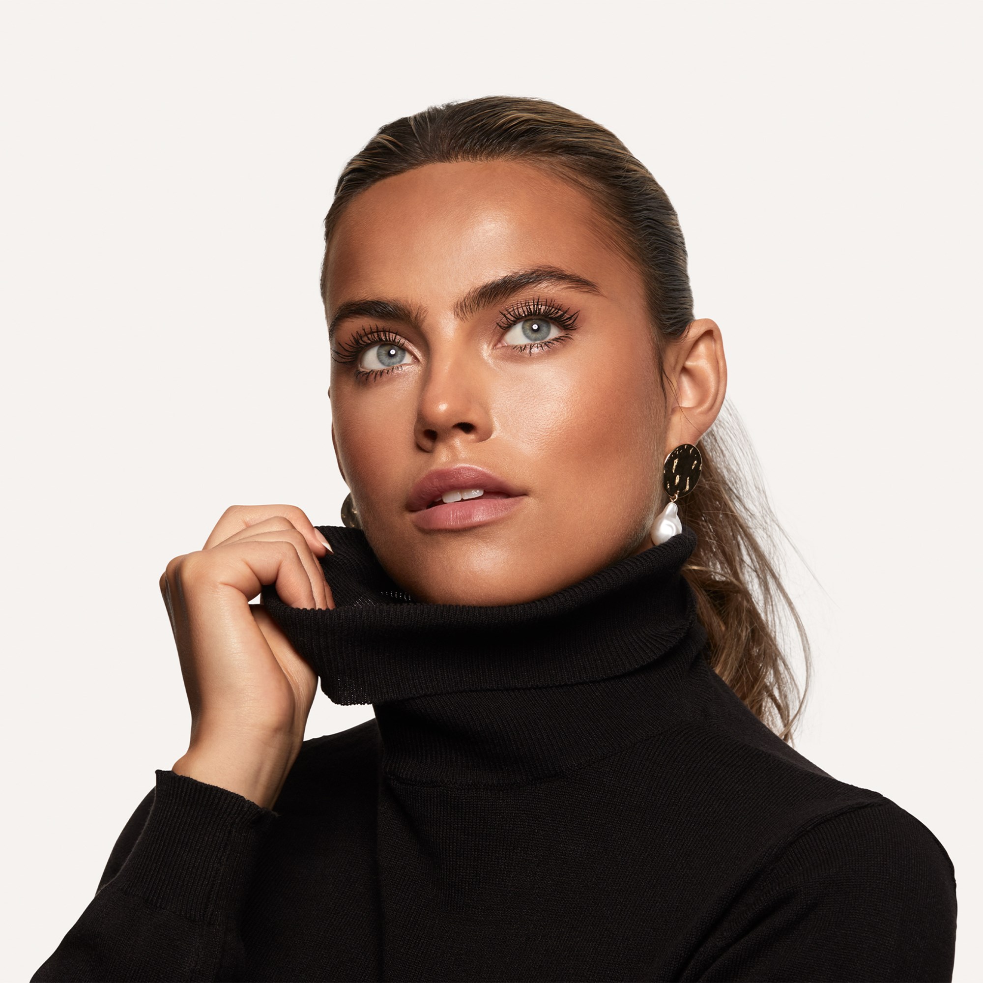 SWATI Cosmetics Lash Booster Mascara Black (obrázok 11)