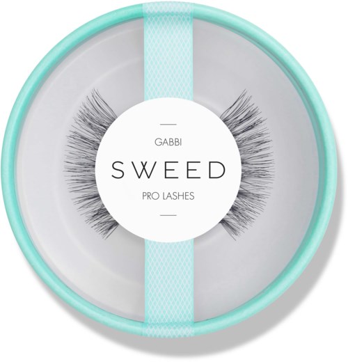 Nepwimpers in een ronde verpakking met een lichtblauwe band en label 'GABBI SWED PRO LASHES.'