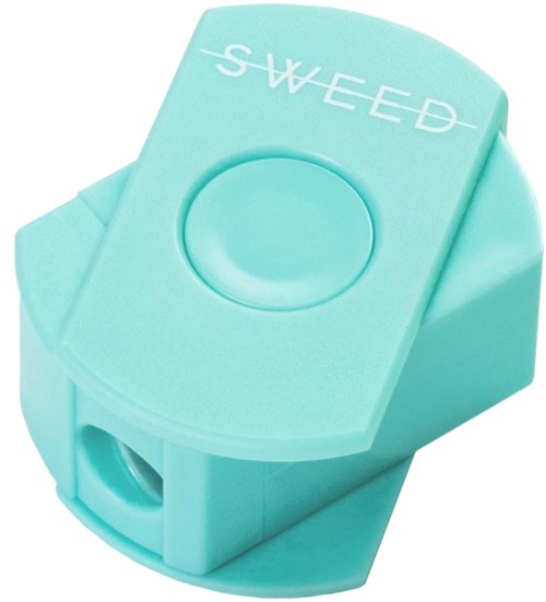 Liten blå behållare märkt 'SWEED', troligen för att lagra eller mäta små mängder av ämnen.