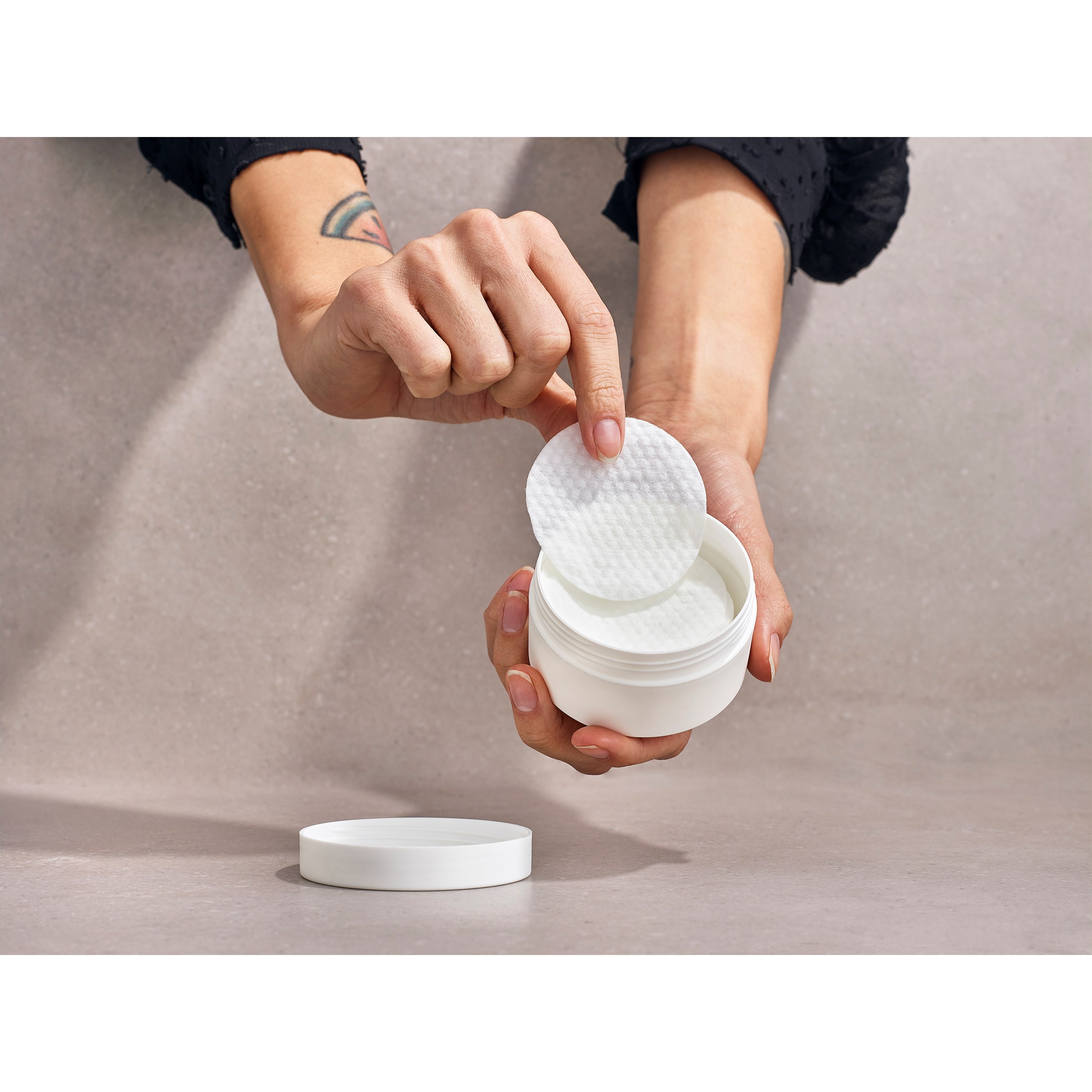 Alternativ bild 1 för Swiss Clinic Hydrating Self-Tan Pads