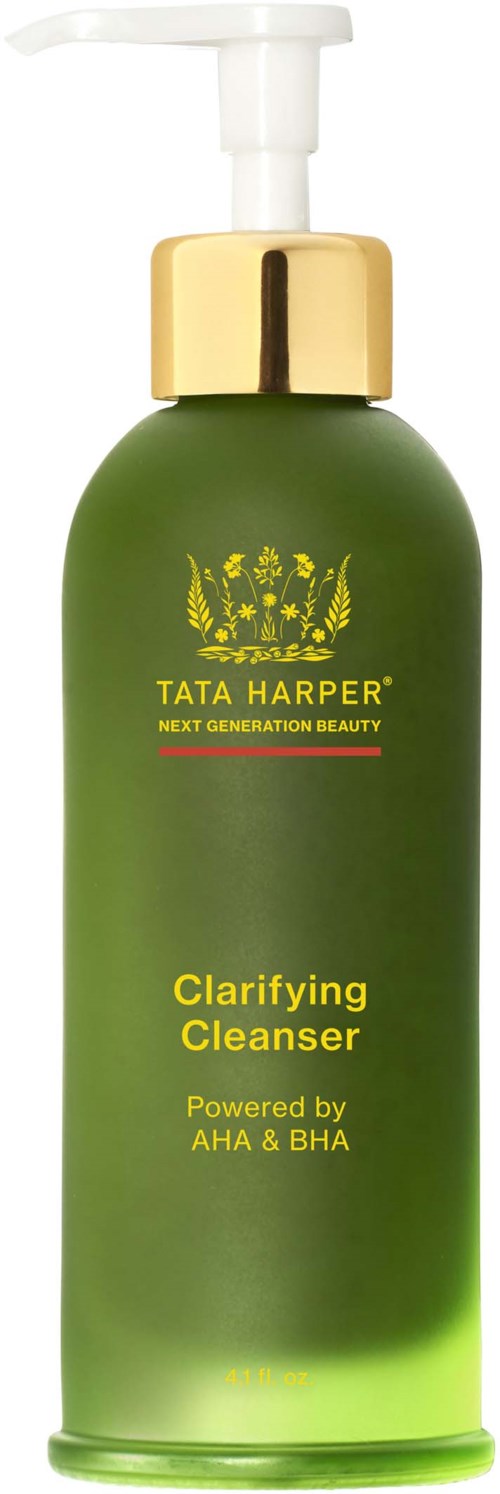 Vihreä pullo pumppupulla, sisältää Tata Harper Clarifying Cleanseriä iholle. Mainitsee ainesosat AHA ja BHA.