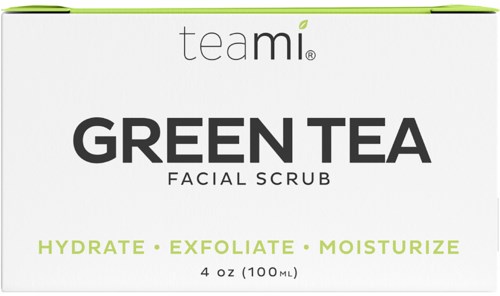 En förpackning med grönt te ansiktsskrubb med orden: hydrera, exfoliera, återfukta, 4 oz och varumärket 'teami'.