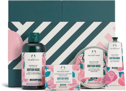 Samling av hudpleieprodukter inkludert dusjsåpe, kroppssmør, håndkrem og rensebar, alle med britisk rose duft.