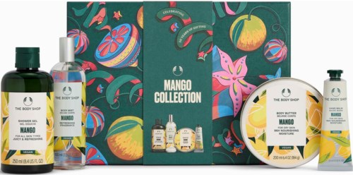 Bildet visar ett mango-tema hudvårds presentset med flaskor av duschgel, body lotion och kroppssmörj i färgglad förpackning.