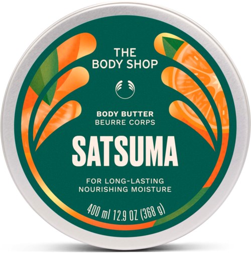 En rund burk av The Body Shop Satsuma body butter med orange- och gröndesign och produktnamn i vitt.