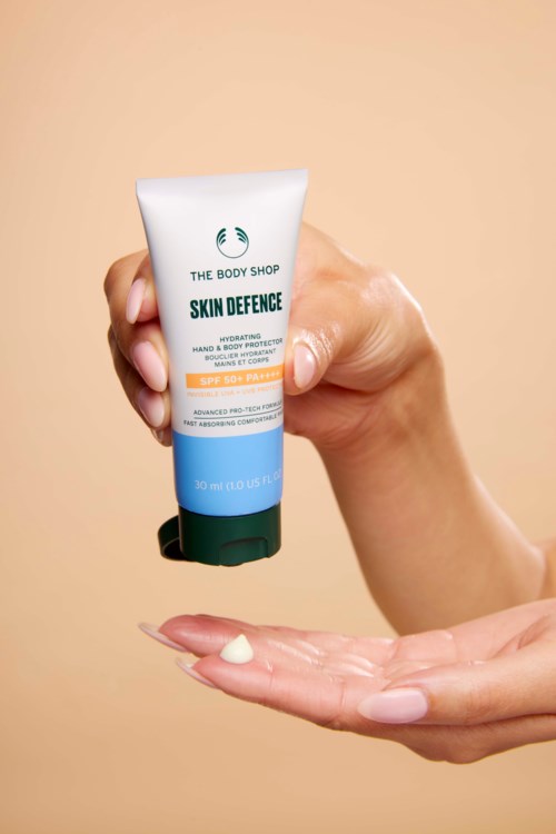 The Body Shop Skin Defence Hydrating Hand & Body Protector SPF 50+ PA++++