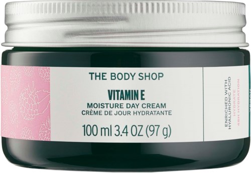 The Body Shop Vitamin E Moisture Day Cream -säilykepurkki, 100 ml, vihreä purkki, vaaleanpunainen etiketti ja valkoinen kansi.