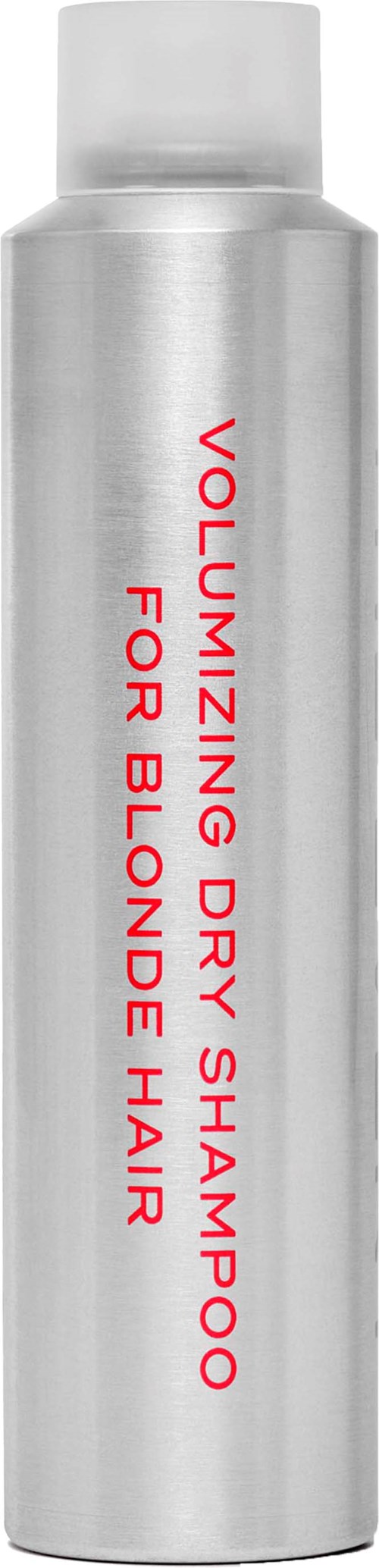 En lång silverflaska med röd text: 'Volumizing Dry Shampoo for Blonde Hair'.