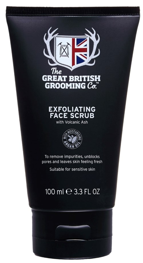 En svart tube med ansiktsskrubb med britisk flagg og logo, merket som eksfolierende med vulkansk aske, for sensitiv hud.