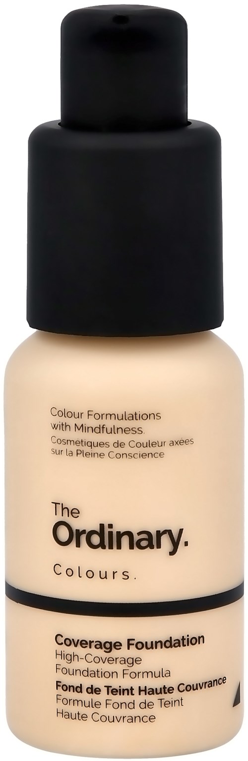 En beige flaska med svart lock och text för foundation av märket The Ordinary. Den ger hög täckning och främjar medvetenhet.
