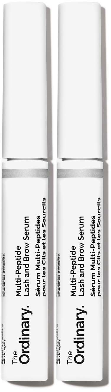 Dwa białe tubki serum do rzęs i brwi od The Ordinary stoją pionowo.