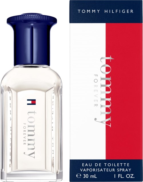 Butelka perfum z niebieską zakrętką obok czerwono-białej i niebieskiej tubki, oznaczona Tommy Hilfiger i Forever.
