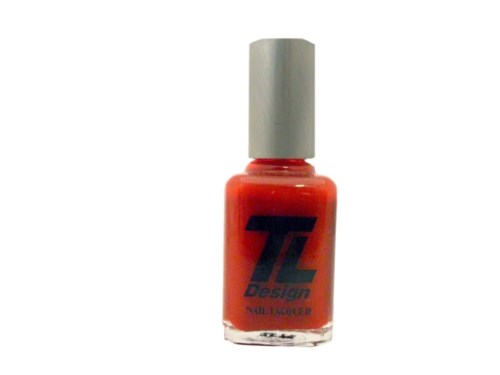 En liten flaska orange nagellack med ett grått lock och en blå och röd logga.