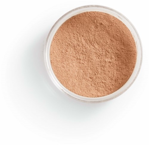 En rund åben beholder med beige pulver, sandsynligvis makeup eller ansigtspudder.