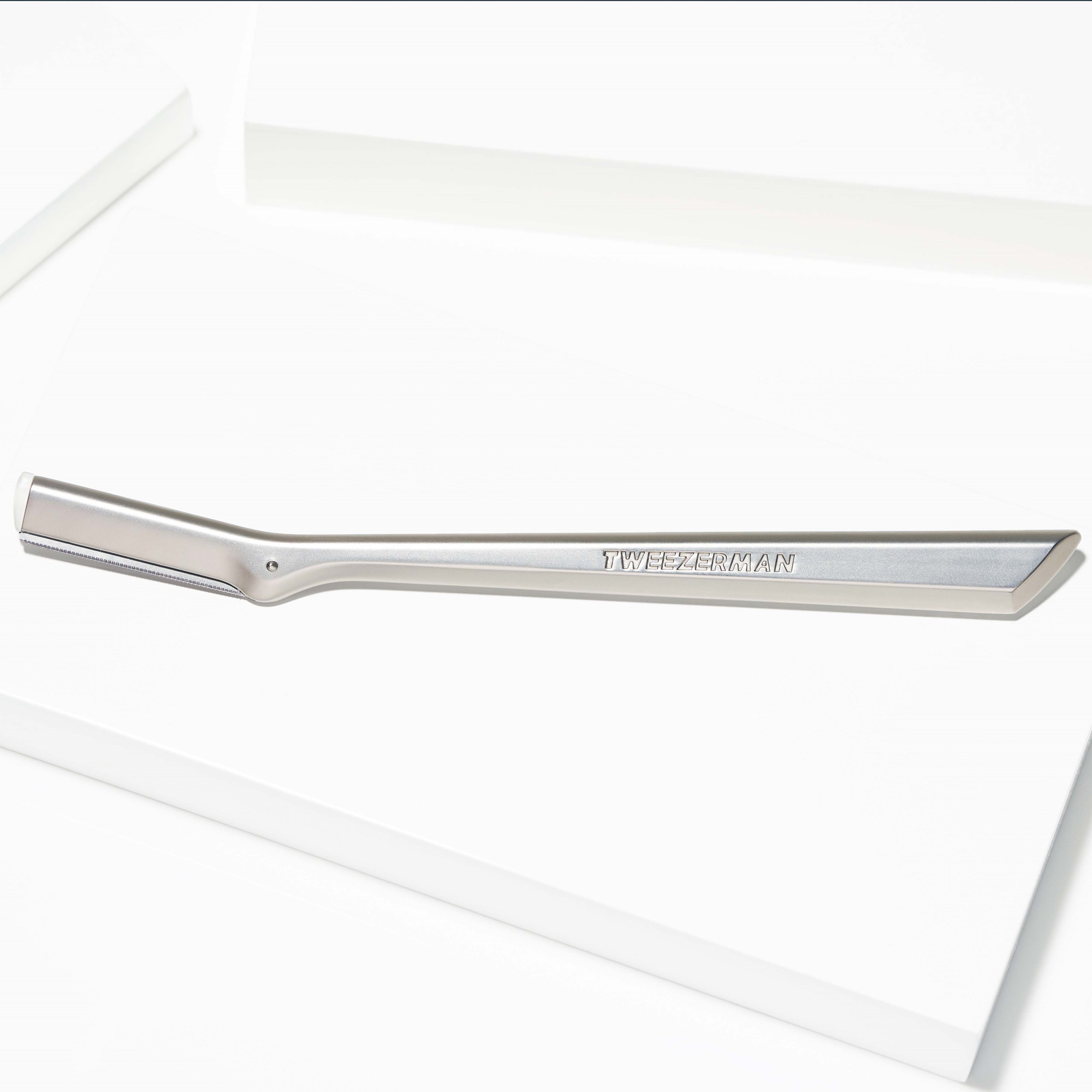 Tweezerman Facial Razor Silver (obrázok 3)