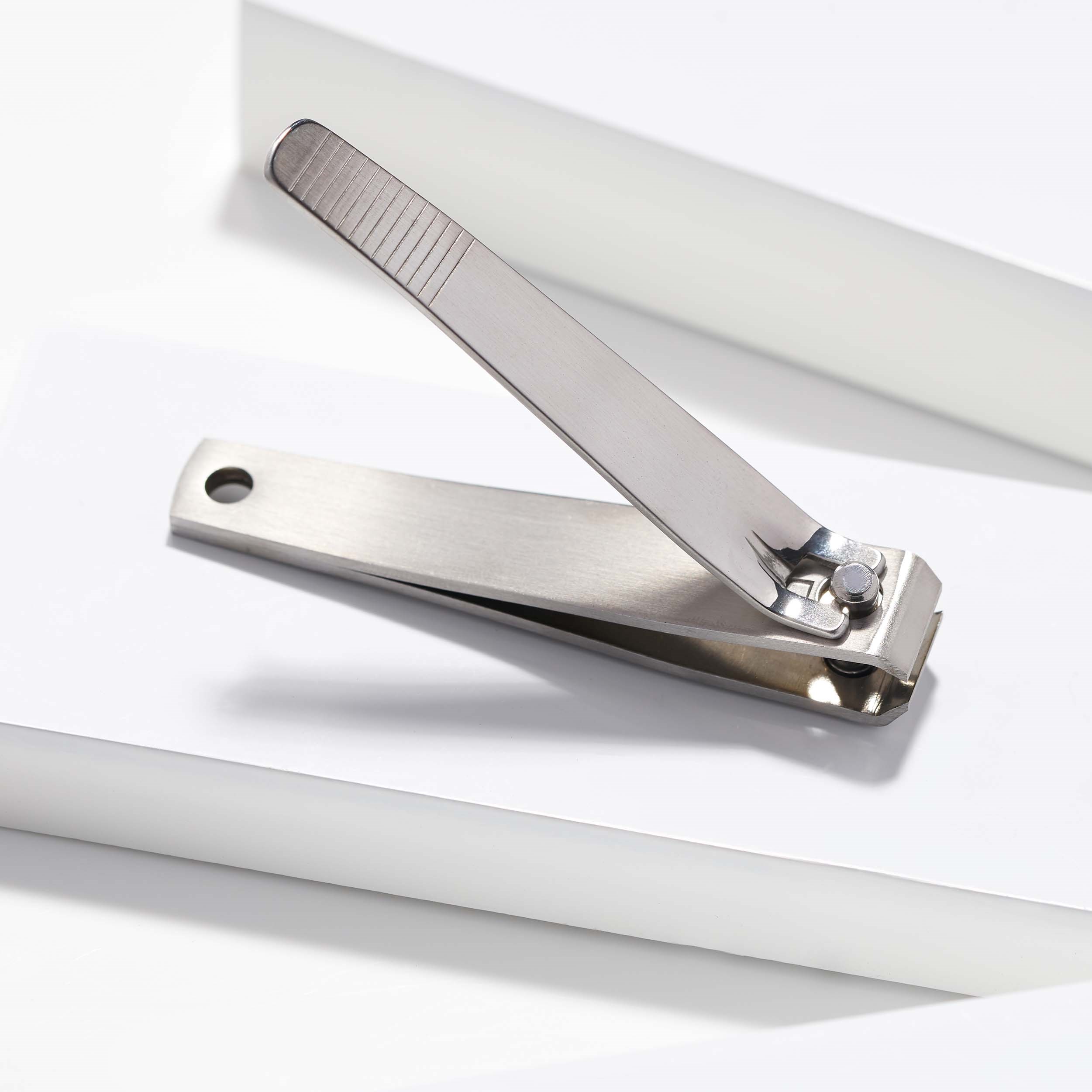 Tweezerman Stainless Toenail Clipper (obrázok 4)