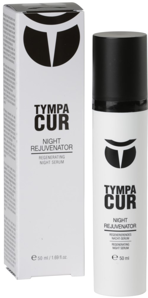 En vit flaska med svart lock och etikett, bredvid en box med liknande design, för natt serum som heter TYMPA CUR.