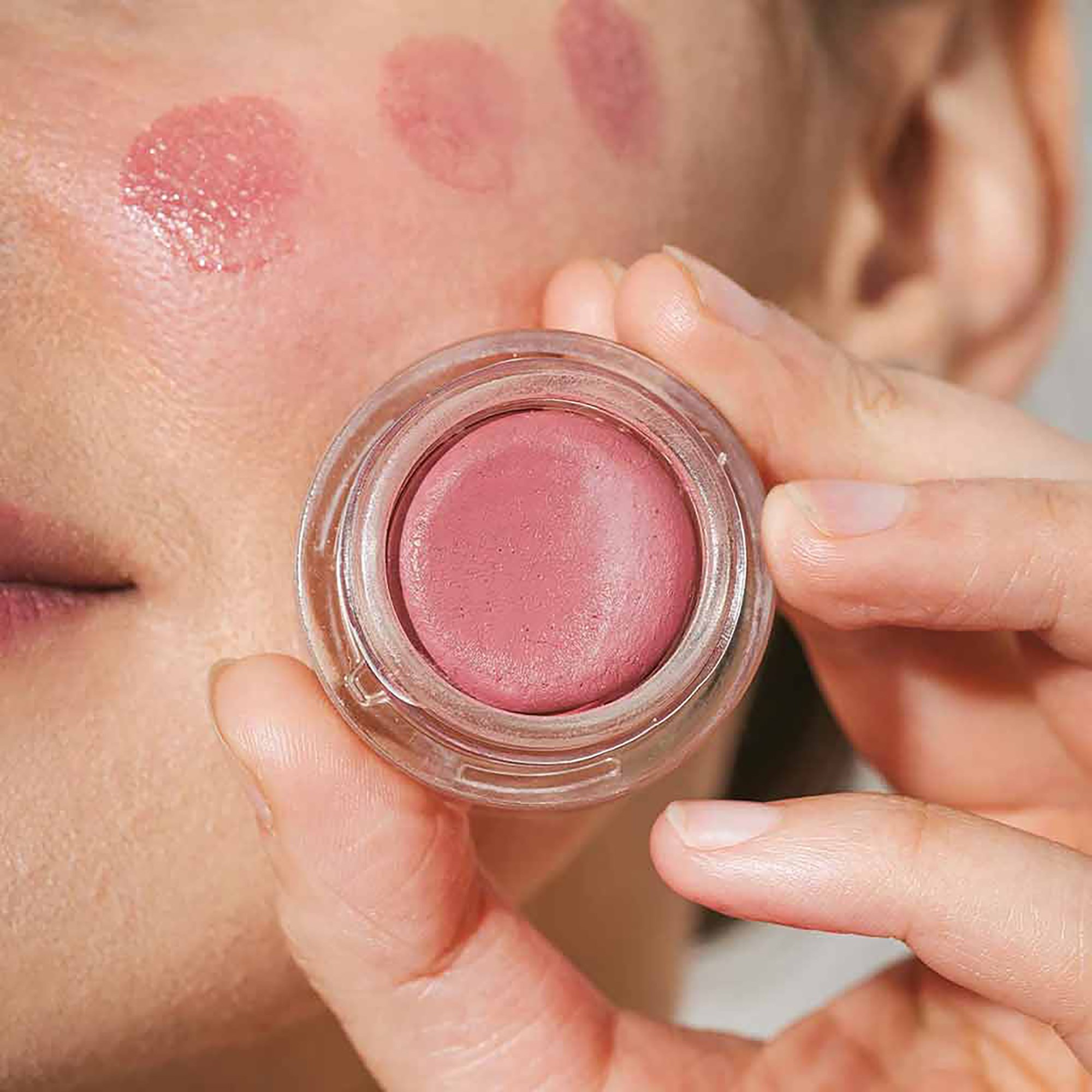 Uoga Uoga Lip & Cheek Tint 2-in-1 Blush & Lip Colour Tender (obrázok 3)