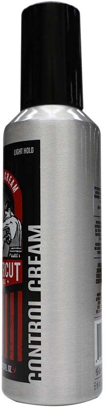 Een zilveren en zwarte spuitbus genaamd 'Control Cream'. Met een zwarte dop en een label met een hond en rode tekst.