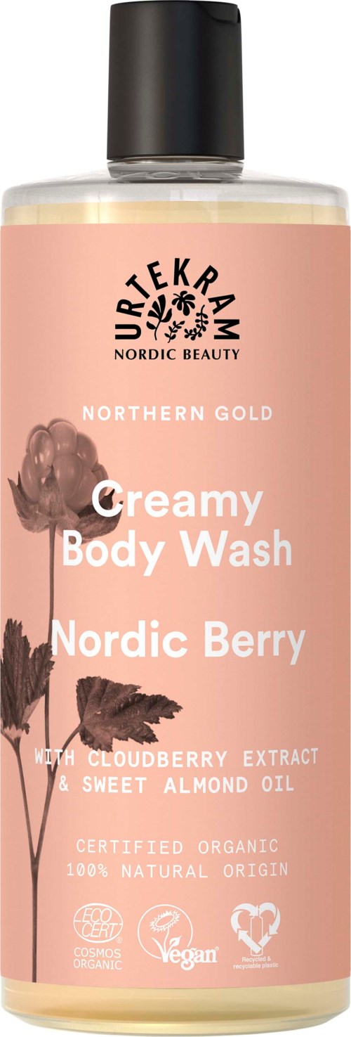 En rosa flaska märkt 'Creamy Body Wash Nordic Berry' med bilder av bär och blad.