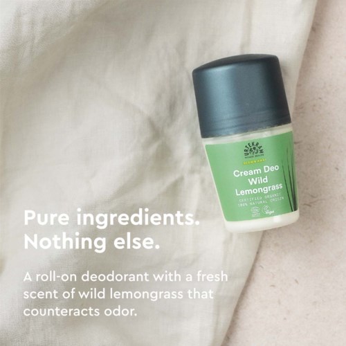Ett grönt och vitt roll-on-deodorant med etiketten 'Cream Deo Wild Lemongrass' och text om rena ingredienser.