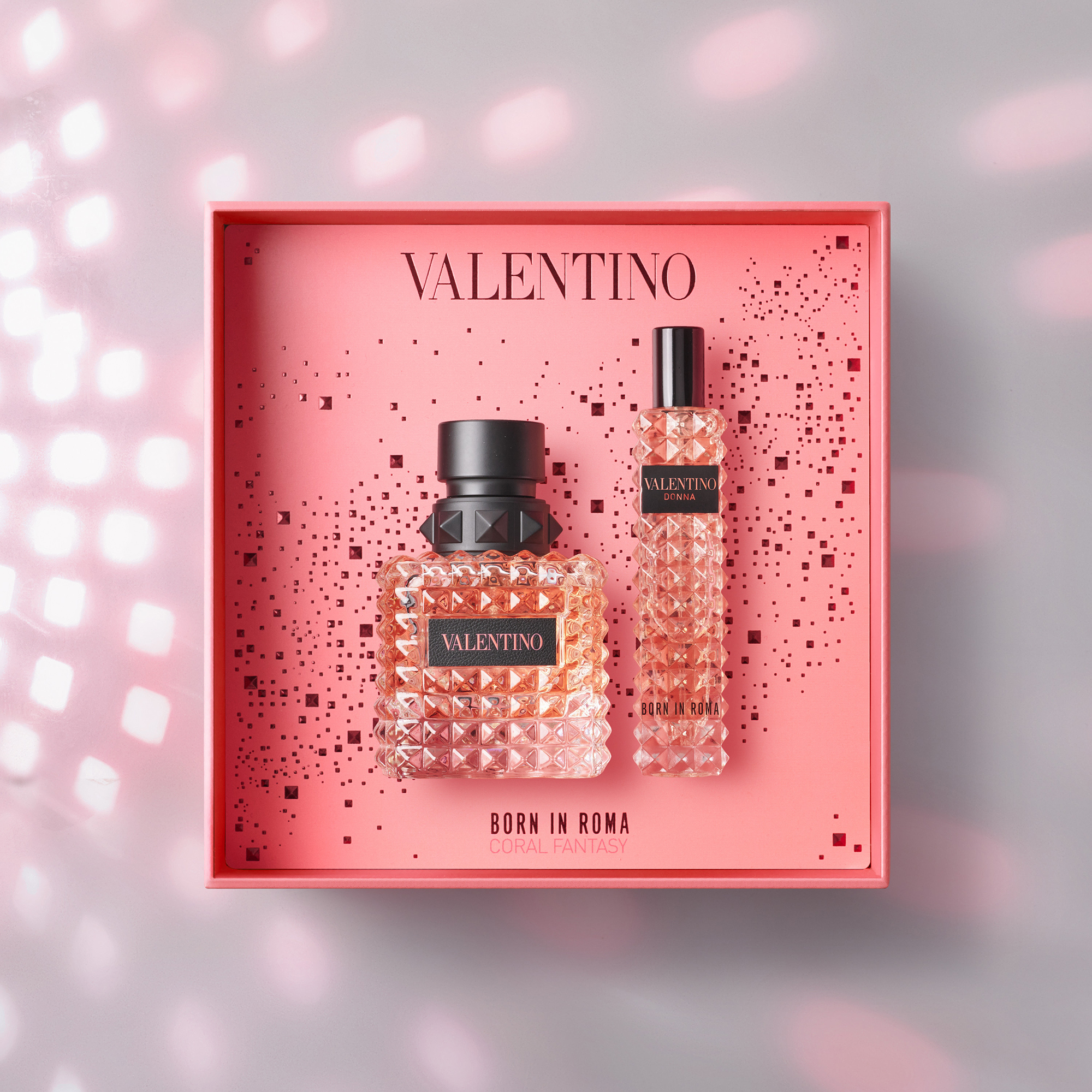 Valentino Donna Born in Roma Travel Spray+Miniature Eau De Parfum Perfume  Set