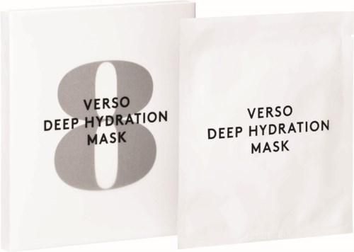 Två vita paket märkta "Verso Deep Hydration Mask" med en stor åtta på ett av paketen.