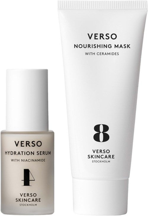 Twee verzorgingsproducten: een hydratatieserum en een voedende mask, beide van Verso, met simpele witte verpakking en minimale tekst.