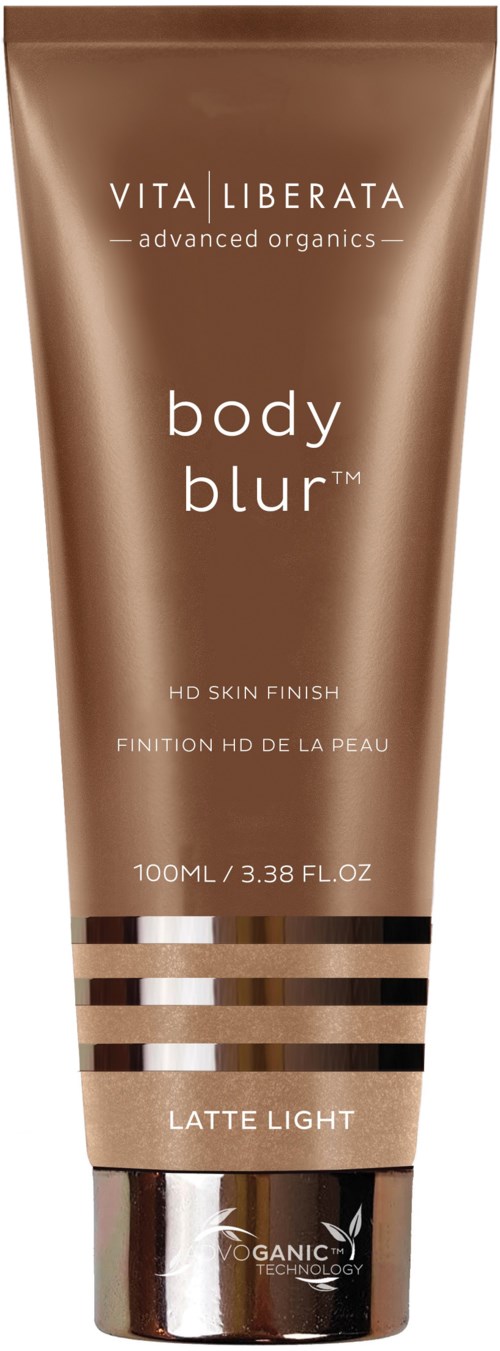 En tub med body blur-kräm, märkt 'Vita Liberata,' är ljusbrun med svarta ränder längst ner.