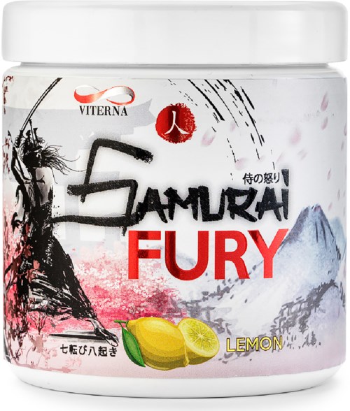 En behållare märkt "Samurai Fury Lemon" med citronbilder och japanska tecken, med en bergsillustration.