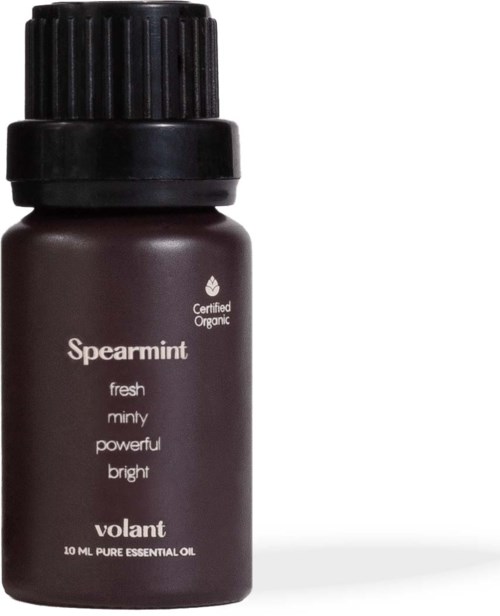 En liten brun flaske merket 'Spearmint' med orden 'fresh, minty, powerful, bright' og 'volant'.