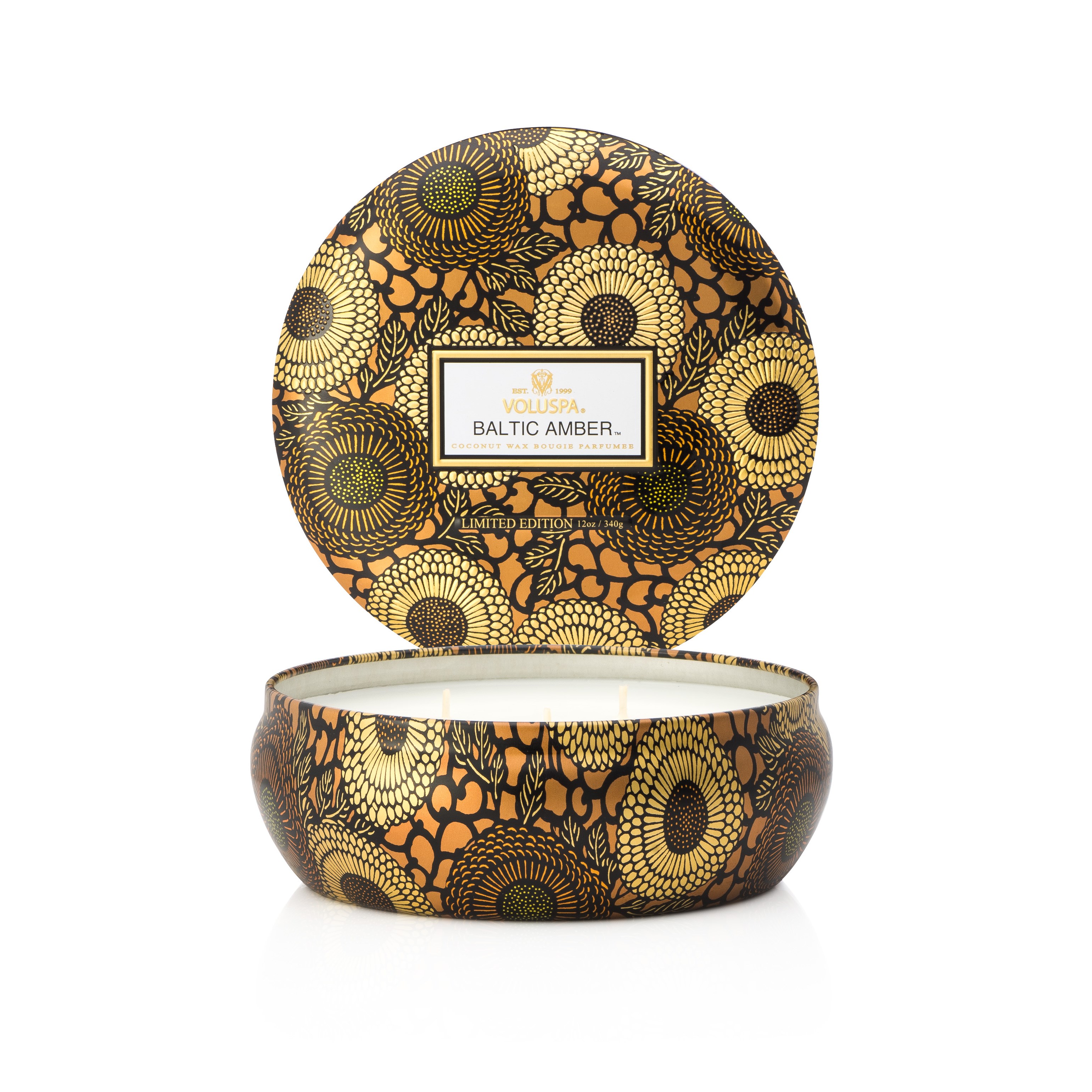 Bilde av Voluspa Baltic Amber Japonica 3-wick In Decorative Tin 40h