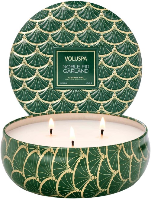 Voluspa Noble Fir Garland Holiday Collection 3-Wick Tin Candle 340 g ...