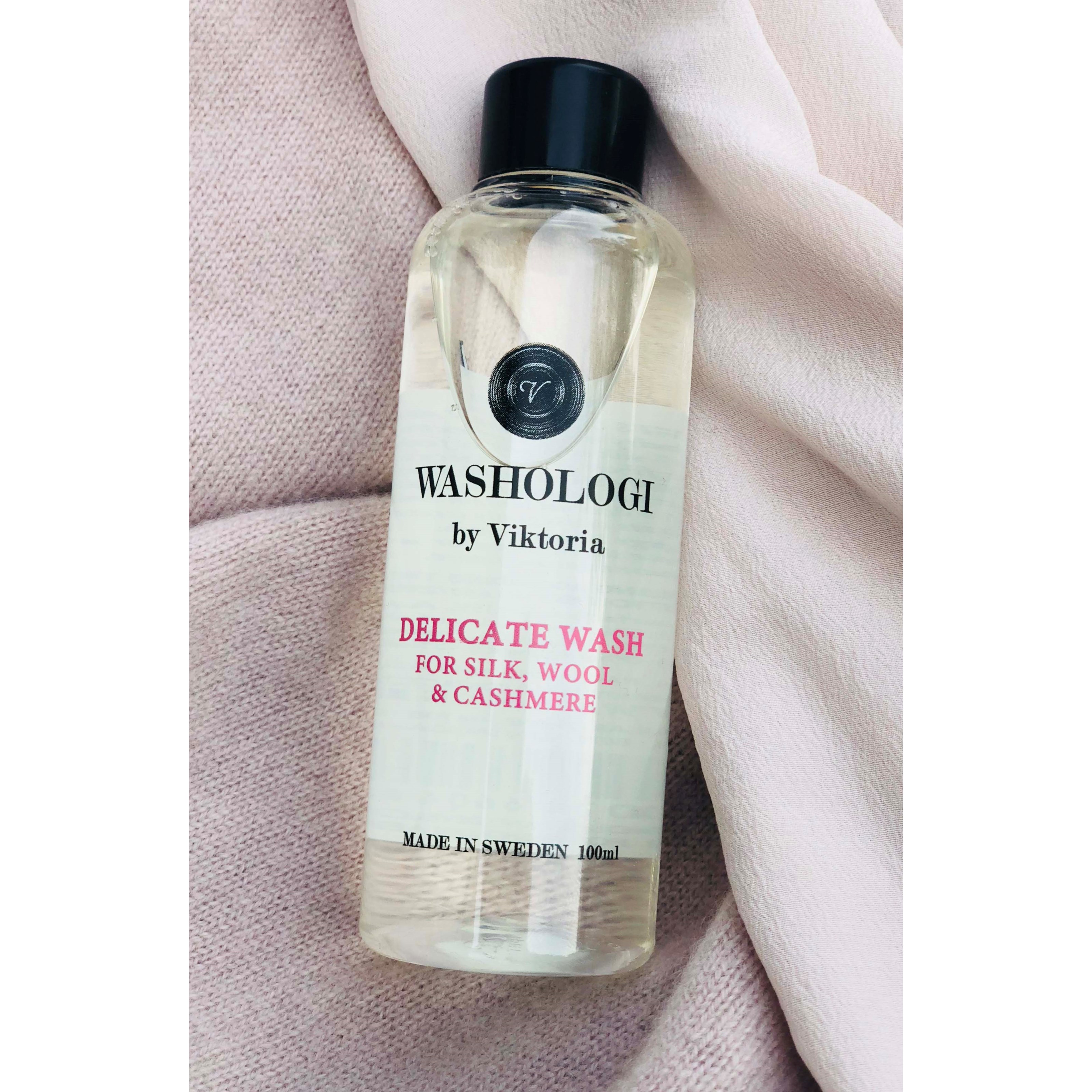Alternativ bild 1 för Washologi Travel Bottle Delicate Wash 100 ml