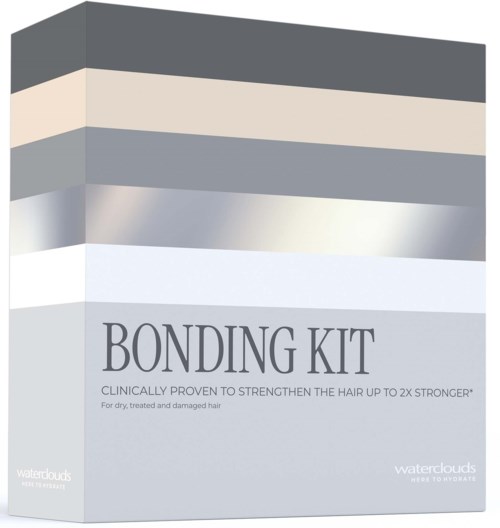 Eine Box mit dem Label Bonding Kit von waterclouds zum Stärken von trockenem, geschädigtem Haar, in Silber, Weiß, Grau und Beige.