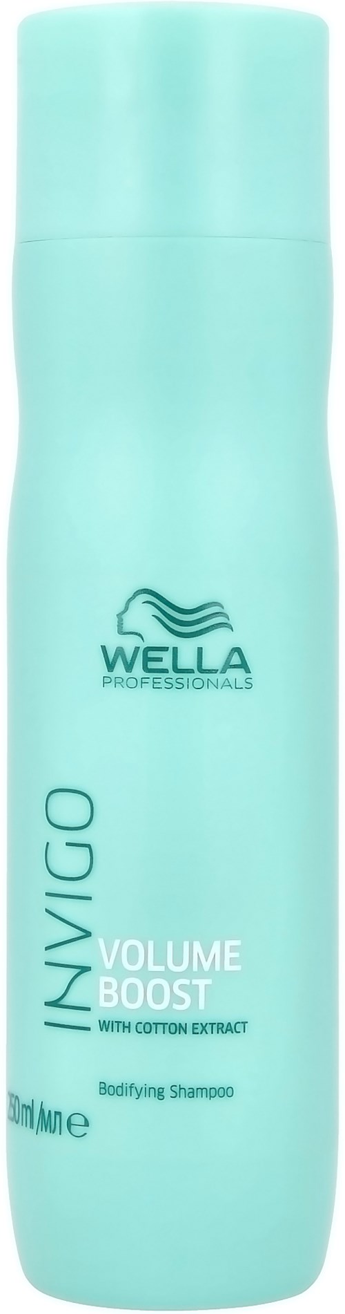 En lys blå flaske med Wella Invigo Volume Boost sjampo med bomullsEkstrakt. Den er for hårpleie og volum.